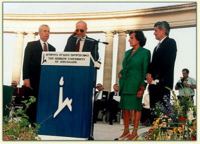 about-bg-bloomfieldf